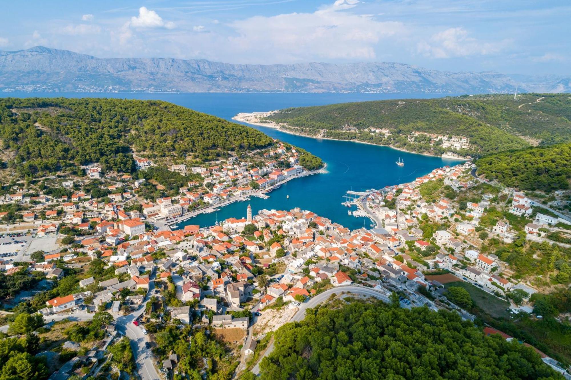 Apartments By The Sea Pucisca, Brac - 15381 Exterior foto